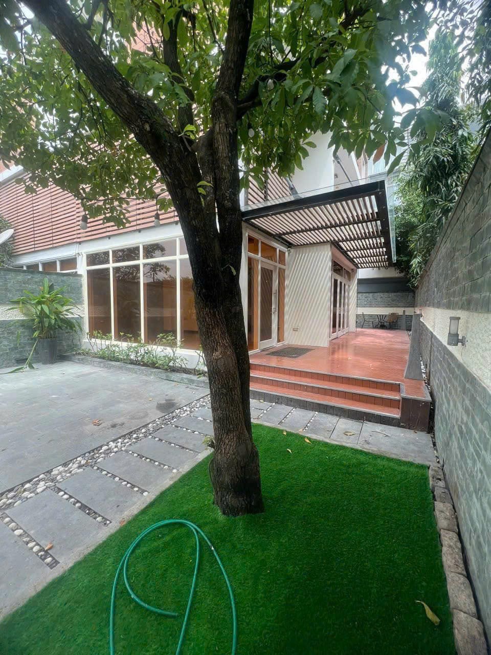 Cho thuê Biệt thự Phường Thảo Điền, Quận 2, Diện tích 240m², Giá 65 Triệu/tháng 2