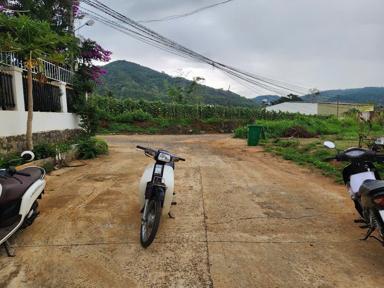 CẦN BÁN LÔ ĐẤT THỊ TRẤN LIÊN NGHĨA ĐỨC TRỌNG LÂM ĐỒNG giá chỉ 1.2 tỷ 2