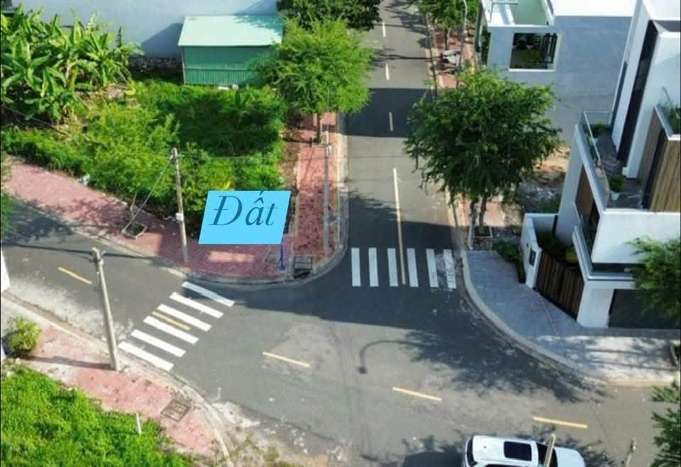 Cần bán lô đất đẹp góc 2 mặt tiền đường Đoàn Thị Điểm & Nguyễn Thần Hiến - TP Bà Rịa