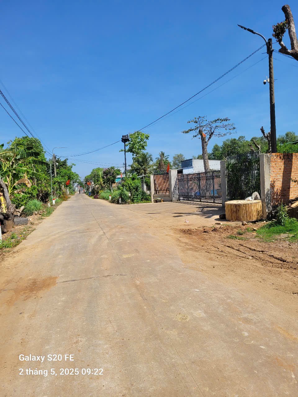 Bán nhanh lô đất 1 sẹc Quốc lộ 20- ngay chợ 115 đi vào