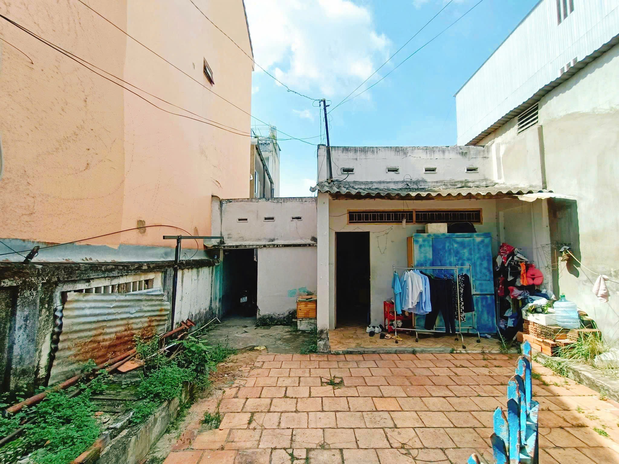 Cần bán Nhà mặt tiền Phường Phước Long A, Quận 9, Diện tích 220m², Giá 10.8 Tỷ