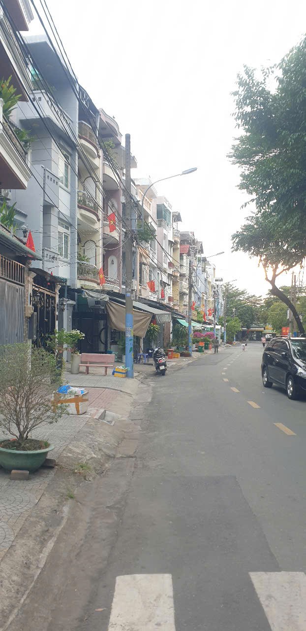 Cần bán Đất Phường Phước Bình, Quận 9, Diện tích 68m², Giá 8.8 Tỷ