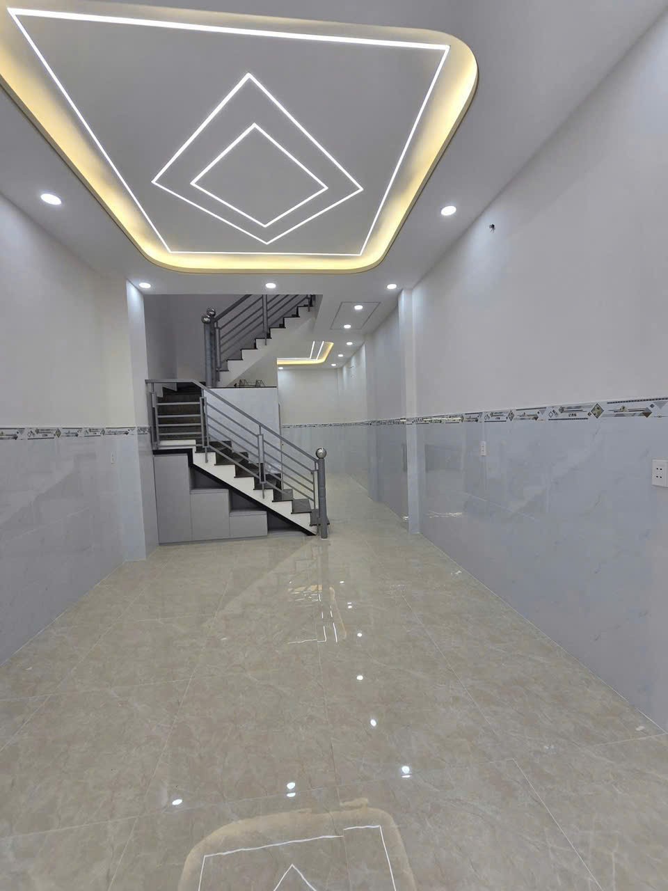 Nhà hẻm Hương Lộ 2, Bình Trị Đông A dt 48m2 1 lầu 3pn 2wc giá 4,5 tỷ 2
