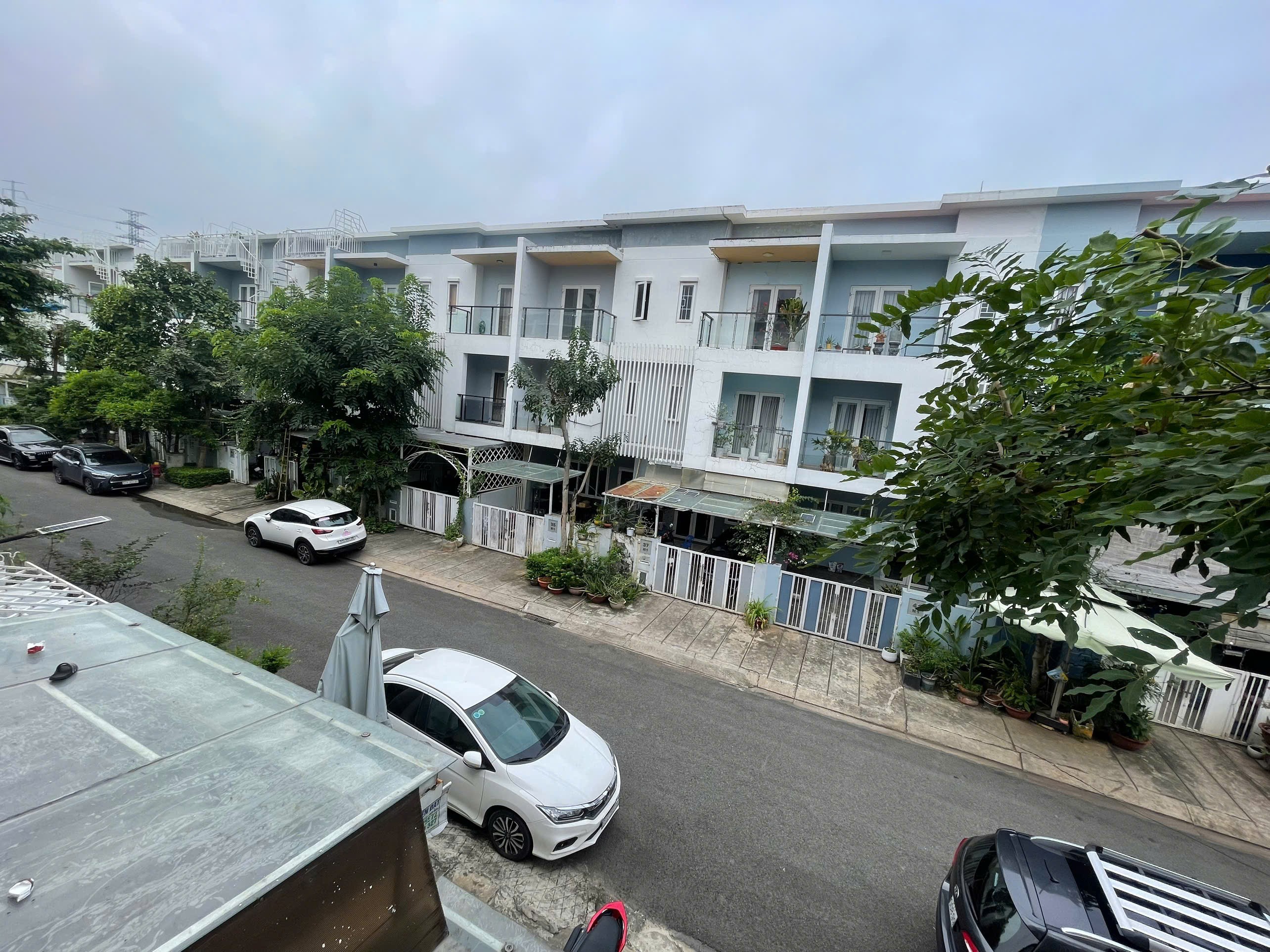Cần bán Nhà mặt tiền Phường Phú Hữu, Quận 9, Diện tích 75m², Giá 7.1 Tỷ 4