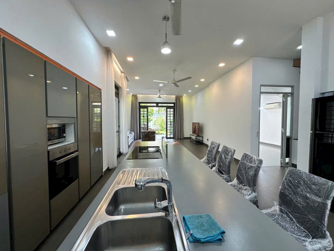 Cần bán Nhà mặt tiền Phường Thảo Điền, Quận 2, Diện tích 308m², Giá 52 Tỷ