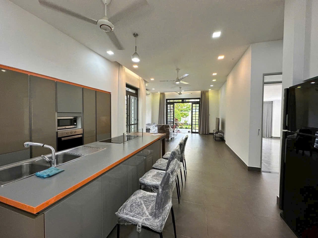 Cần bán Nhà mặt tiền Phường Thảo Điền, Quận 2, Diện tích 308m², Giá 52 Tỷ 5