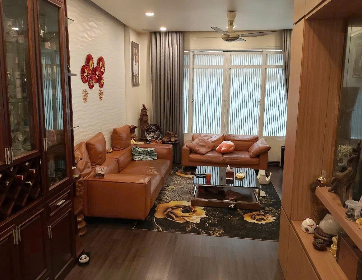 Bán nhà phân lô Nguyễn Ngọc Nại - Ô tô ra vào 45m giá 16 tỷ 2
