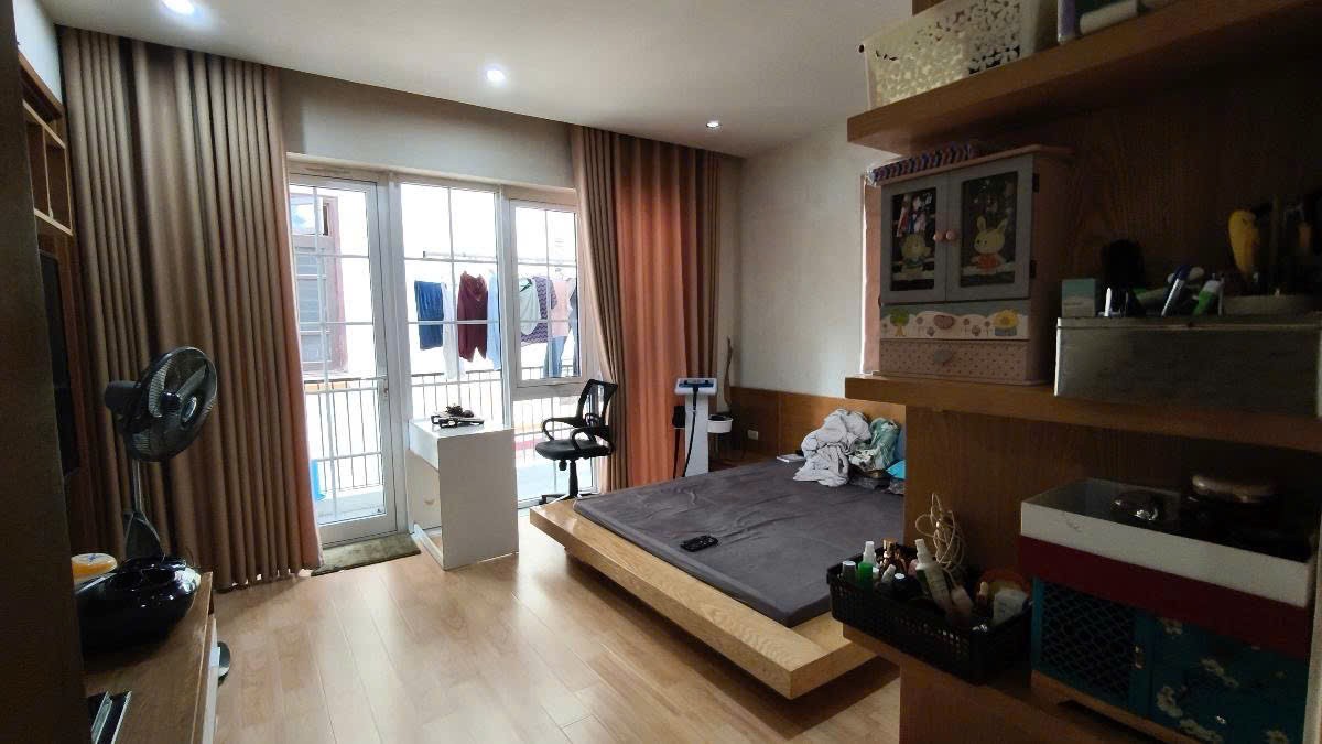 Bán nhà Hoàng Cầu, Đống Đa 52m ngõ ô tô tránh - Kinh doanh 3