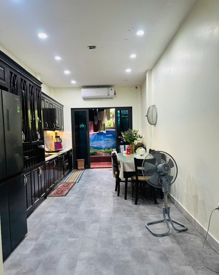 PL Q. ĐỘI LAI XÁ, 82m²-4T, ÔTÔ TRÁNH 2 THOÁNG, VIEW HỒ TUYỆT ĐẸP, GIÁ 10.3TỶ 2