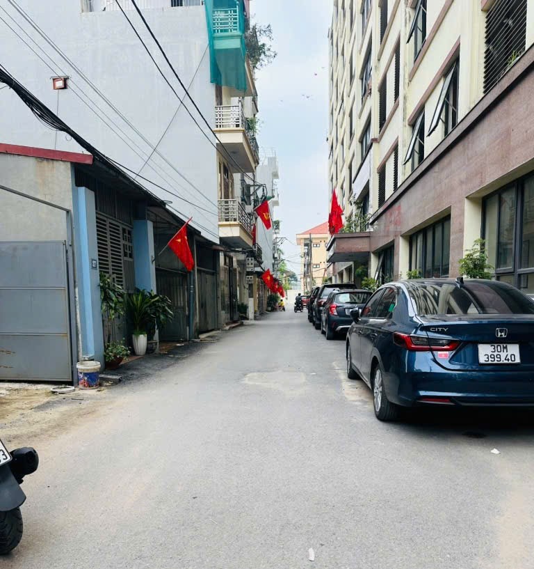 PL Q. ĐỘI LAI XÁ, 82m²-4T, ÔTÔ TRÁNH 2 THOÁNG, VIEW HỒ TUYỆT ĐẸP, GIÁ 10.3TỶ 5