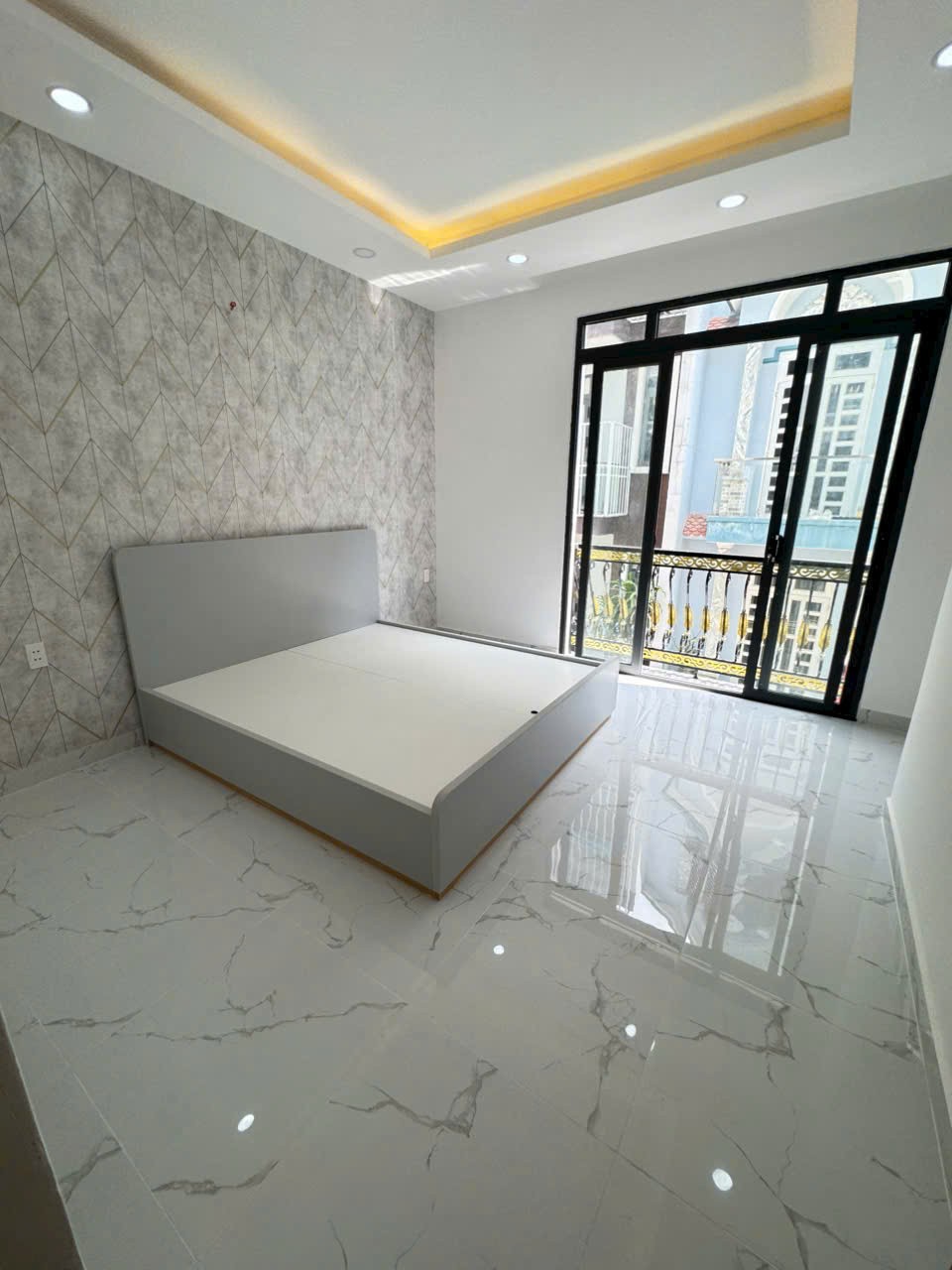 Nhà hẻm KDC Văn Gia, Bình Hưng Hòa B dt 50m2 3 lầu 4pn 5wc giá 5,55 tỷ 2