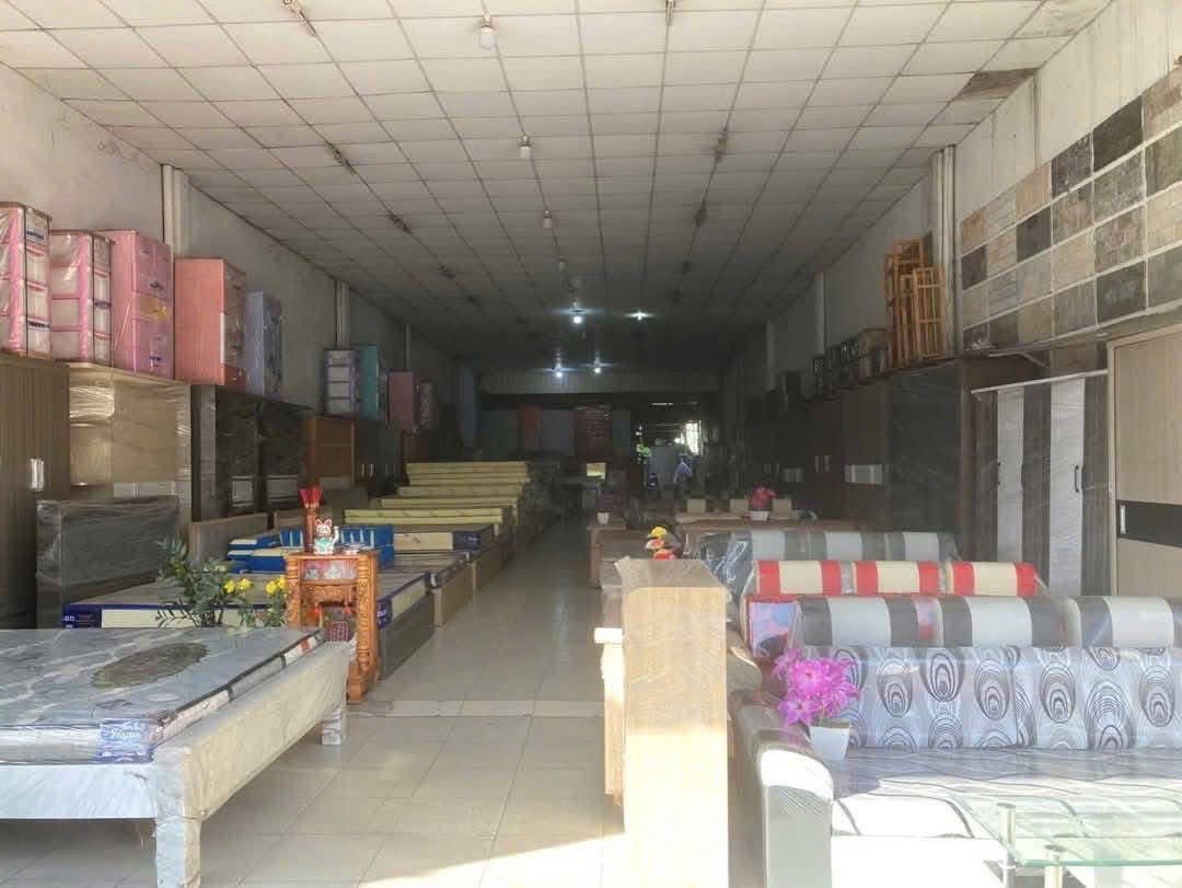 CẦN BÁN GẤP NHÀ MẶT TIỀN TÔ KÝ – HÓC MÔN  NGANG KHỦNG 8M, DÀI 50M 3