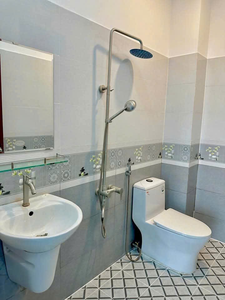 Nhà hẻm 480 Mã Lò, Bình Hưng Hòa A dt 50m2 3 lầu 4pn 5pwc giá 5,95 tỷ 6