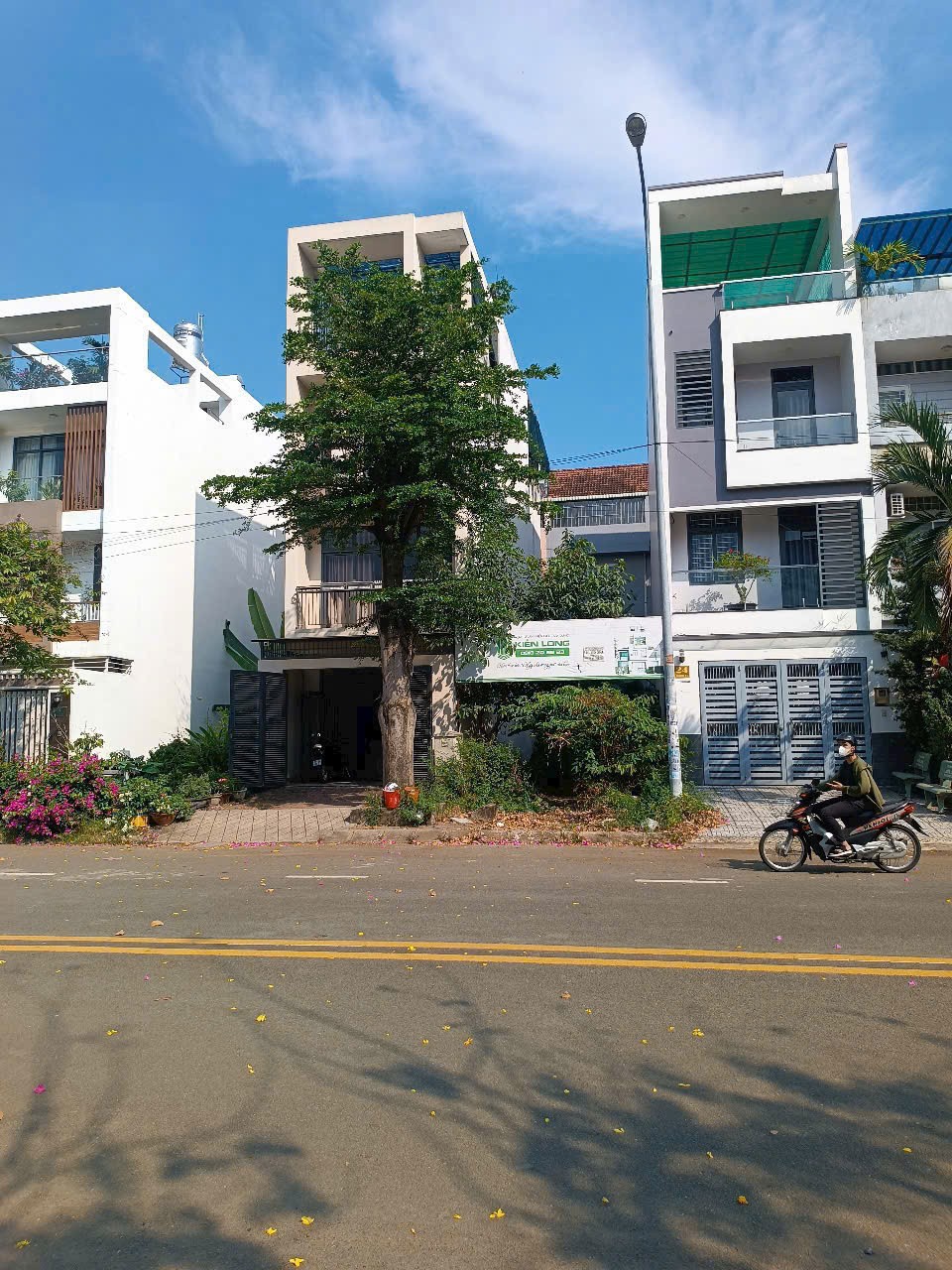 Cần bán Nhà mặt tiền Quận 9, Hồ Chí Minh, Diện tích 90m², Giá 8.7 Tỷ 2