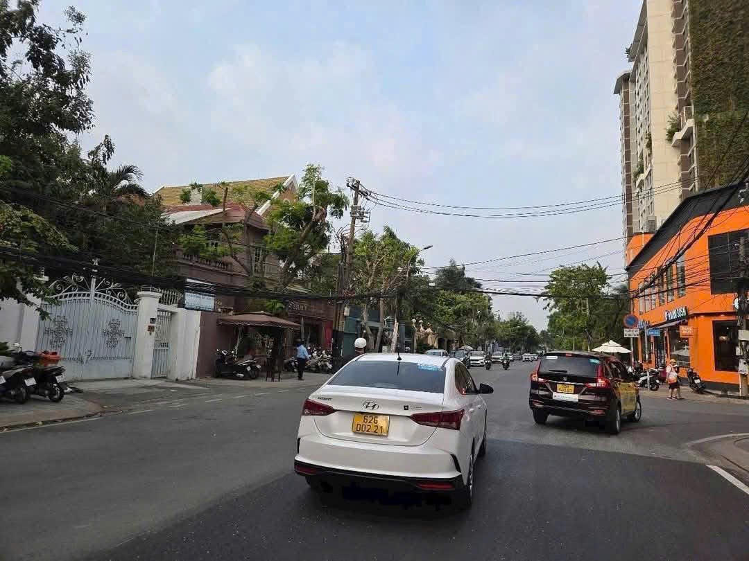 Cho thuê Nhà mặt tiền Phường An Phú, Quận 2, Diện tích 200m², Giá 160 Triệu/tháng 2