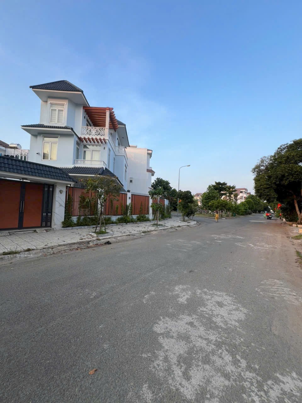 Cần bán Nhà mặt tiền Phường Phước Long B, Quận 9, Diện tích 176m², Giá 75 Triệu/m² 5
