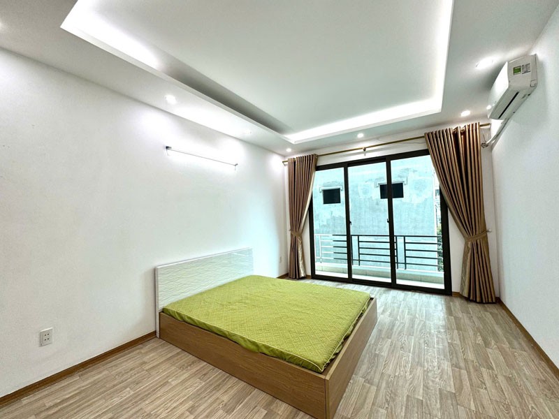 Chính chủ bán 34,5m2 nhà 5 tầng ngõ 145 Phúc Lợi. Gần trường học các cấp và chợ 9