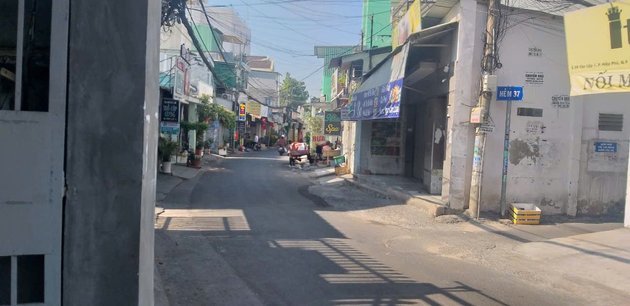 Cần bán Nhà mặt tiền đường Tân Lập 1, Phường Hiệp Phú, Diện tích 160m², Giá Thương lượng