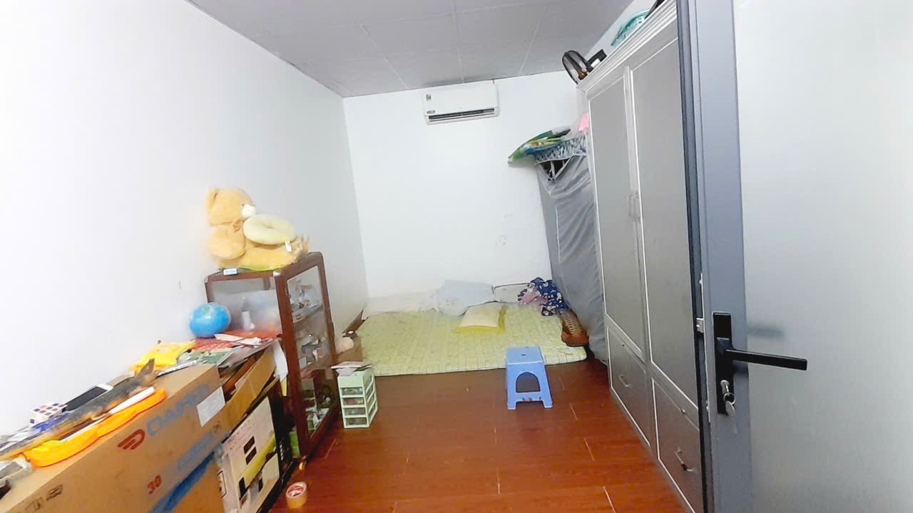 Hót Quá, Nhà Mặt Tiền Q2, DT 76m2, Ngang Khủng 8m, Hẻm Xe Hơi, Giá chỉ 9.5ty 2