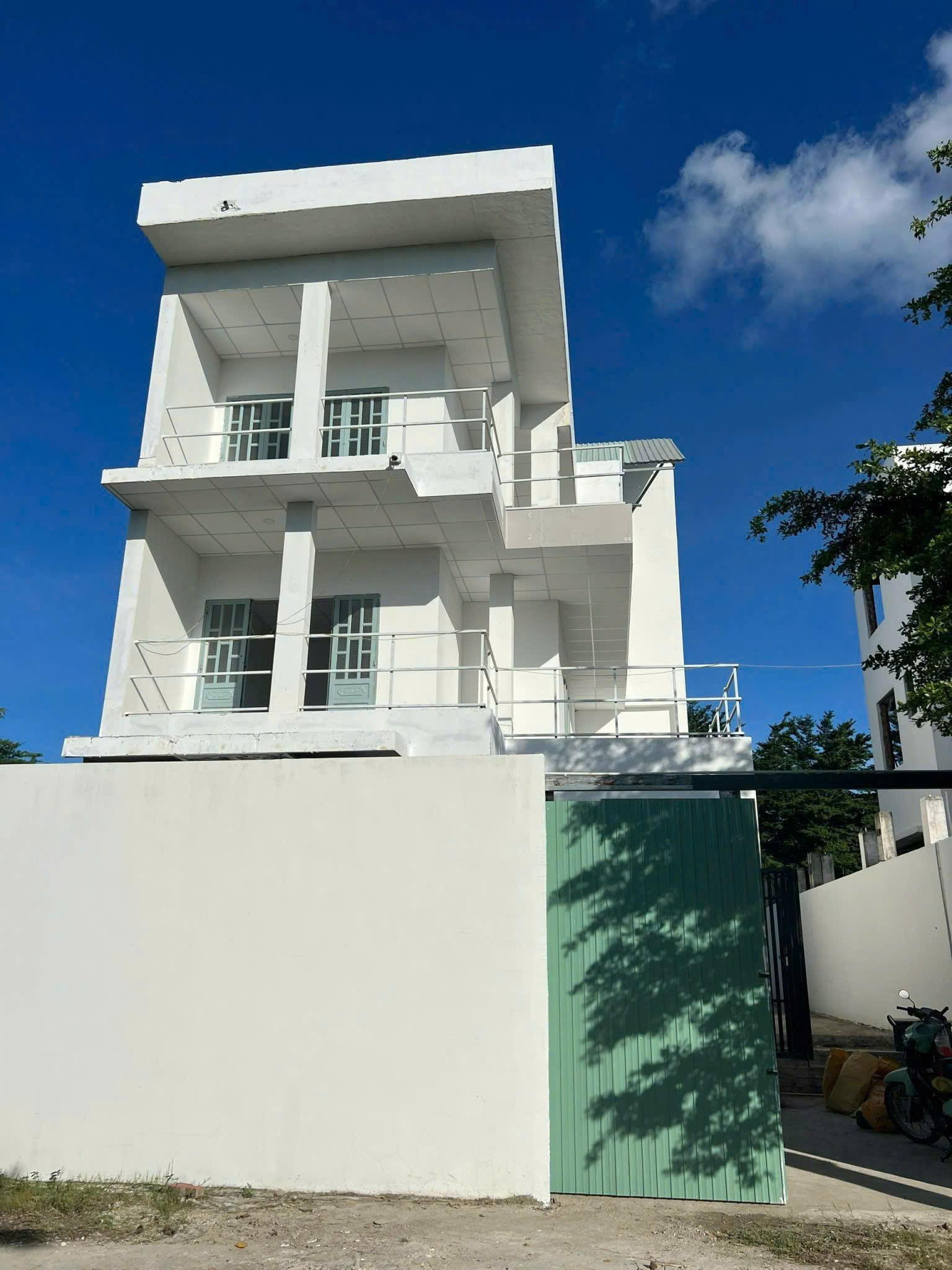 Cho thuê Nhà mặt tiền Quận 9, Hồ Chí Minh, Diện tích 200m², Giá 15 Triệu/tháng 5