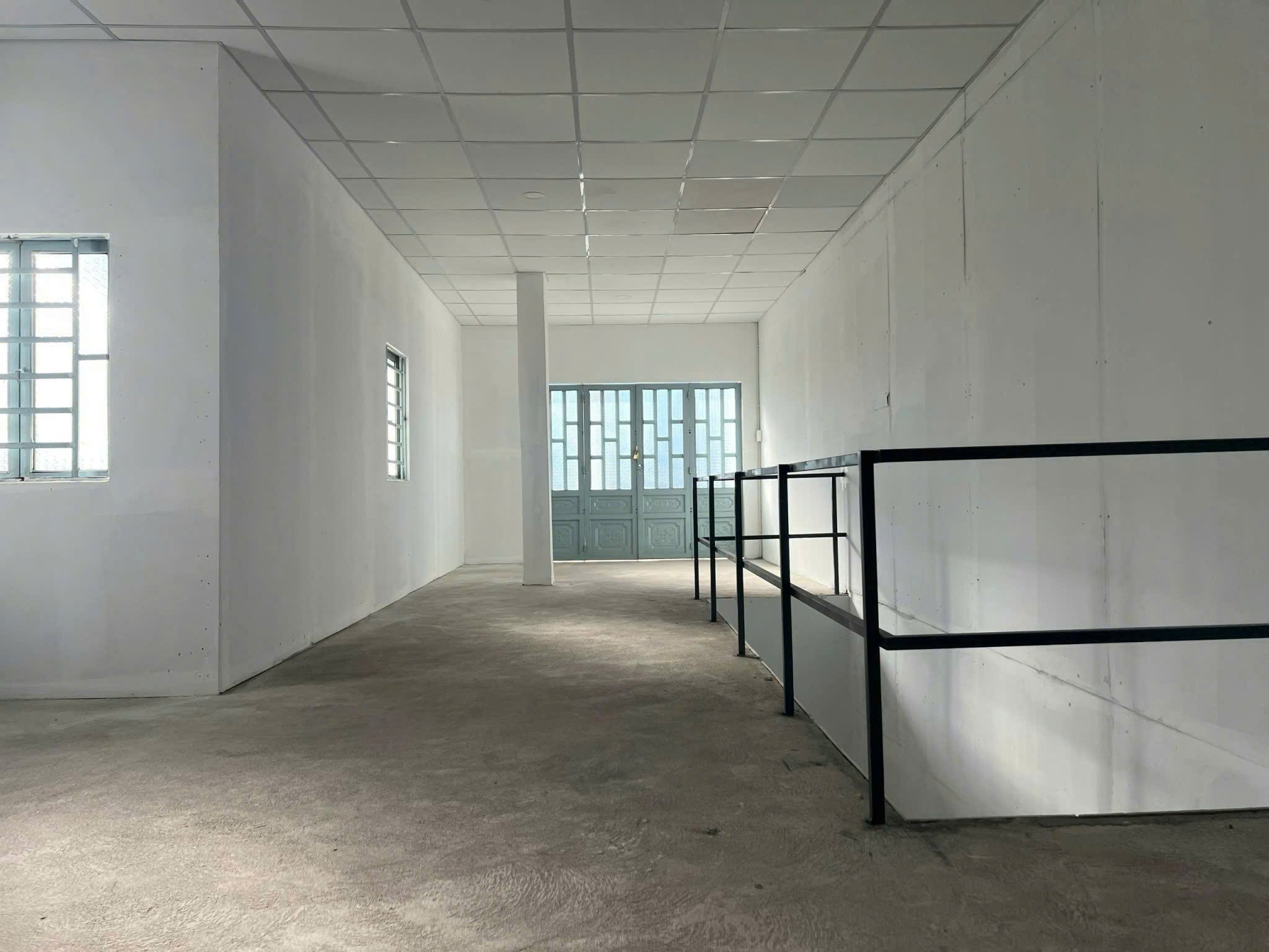 Cho thuê Nhà mặt tiền Quận 9, Hồ Chí Minh, Diện tích 200m², Giá 15 Triệu/tháng 3