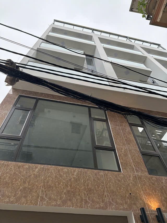 NHÀ MỚI ĐẸP  Ngọc Thụy 41m2,X 6 tầng, mặt tiền 3.65m, 9.8 tỷ Long Biên. 3