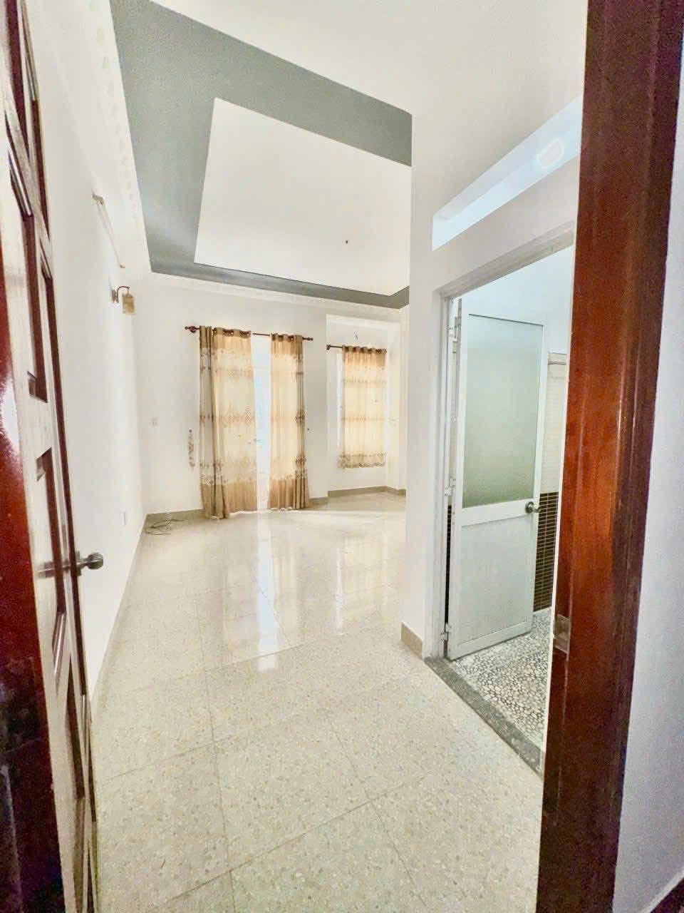 NHÀ 4 TẦNG MẶT TIỀN HIỆP THÀNH 07, Q12 NGAY LÊ VĂN KHƯƠNG CHỈ 7,5 TỶ! 4