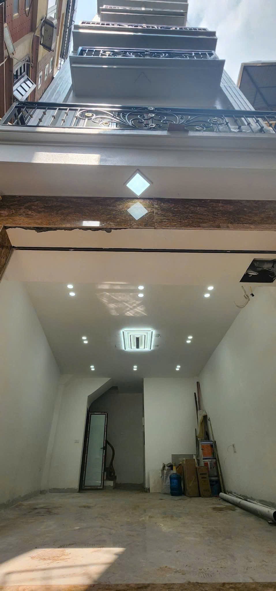 Nhà riêng Lê Trọng Tấn 40m 6 tầng tháng máy ô tô vào nhà giá 14 tỷ
