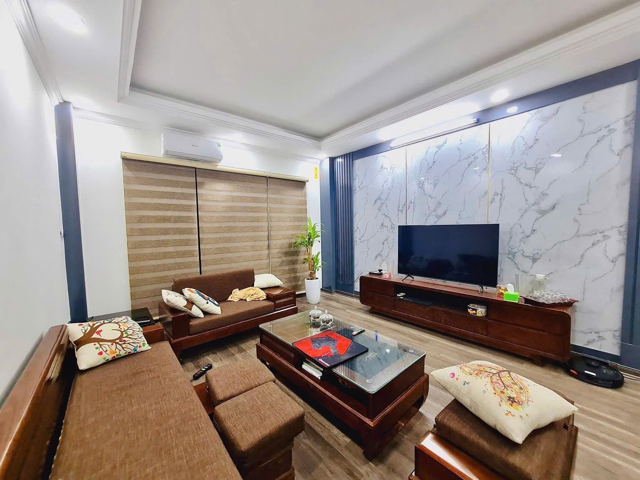 Bán nhà phân lô phố Tân Mai 50m, 4 tầng đường 2 ô tô tránh giá 11.5 tỷ 4