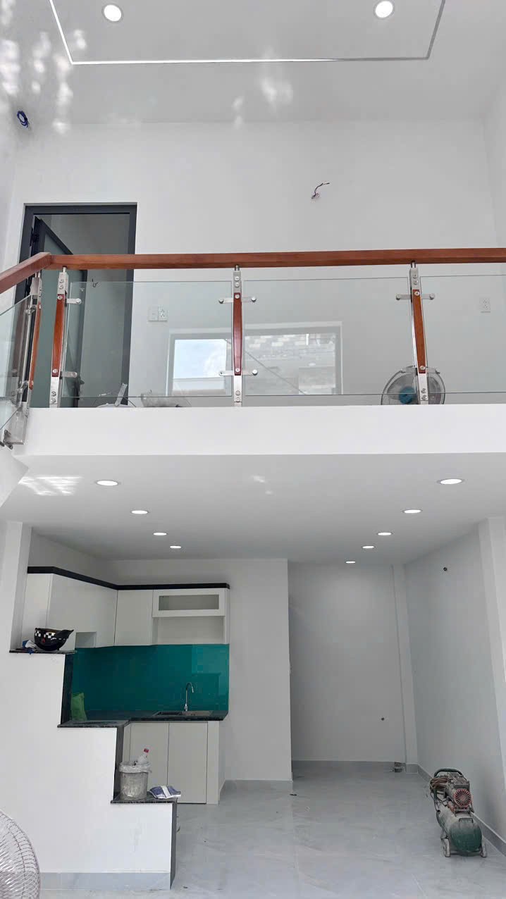 Nhà 224// đường số 8, Bình Hưng Hòa dt 40m2 1 lửng 2pn 2wc giá 3,6 tỷ 4