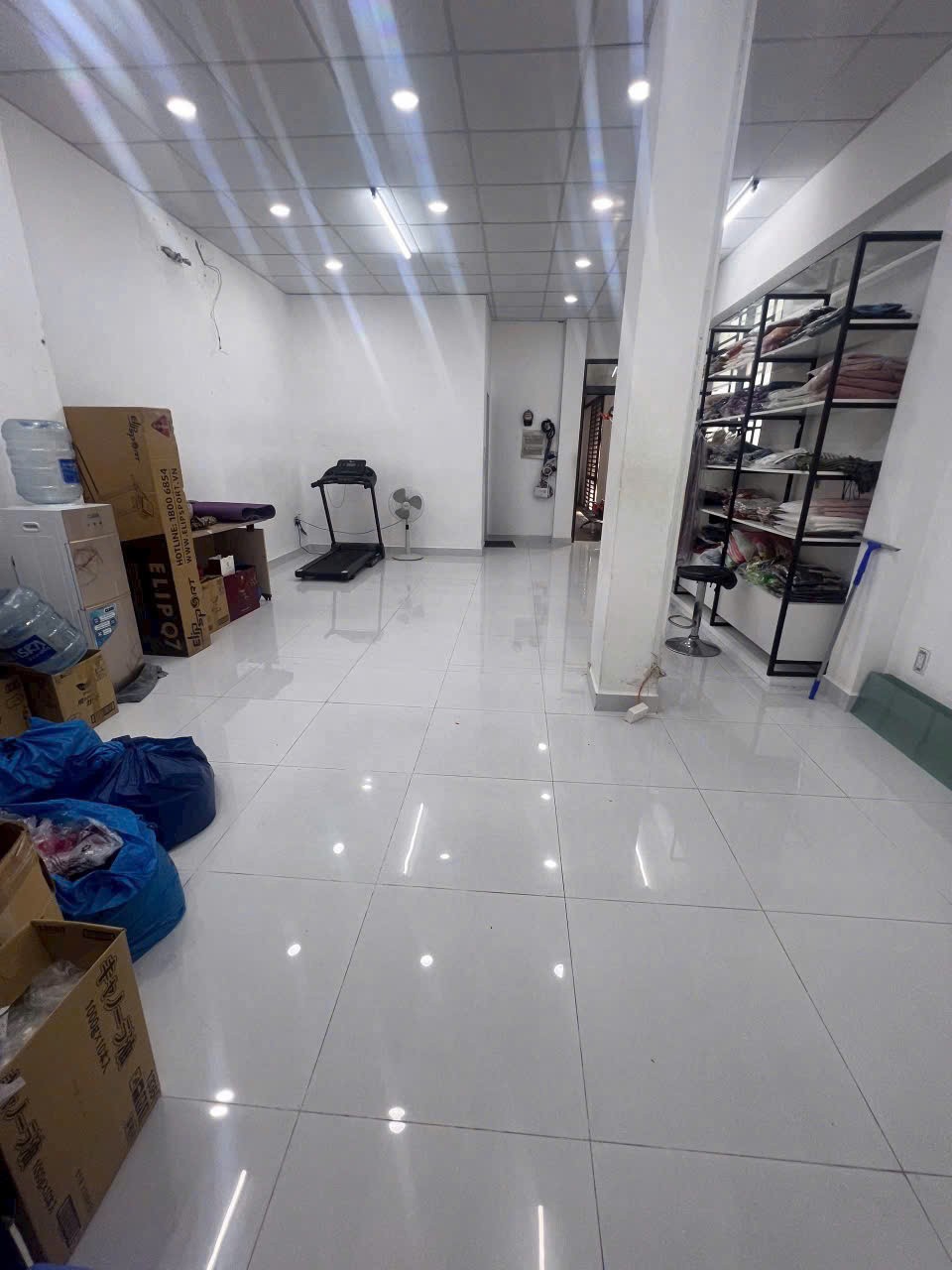 Cần bán Nhà mặt tiền Phường Phước Long B, Quận 9, Diện tích 185m², Giá 33 Tỷ 7