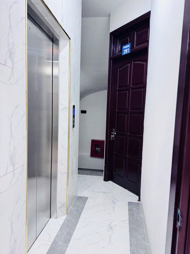 NHÀ MỚI DÒNG TIỀN Ngõ Giếng 40/45 m2,X  6  tầng, mặt tiền 9. 5m,8.8 tỷ Đống Đa 3