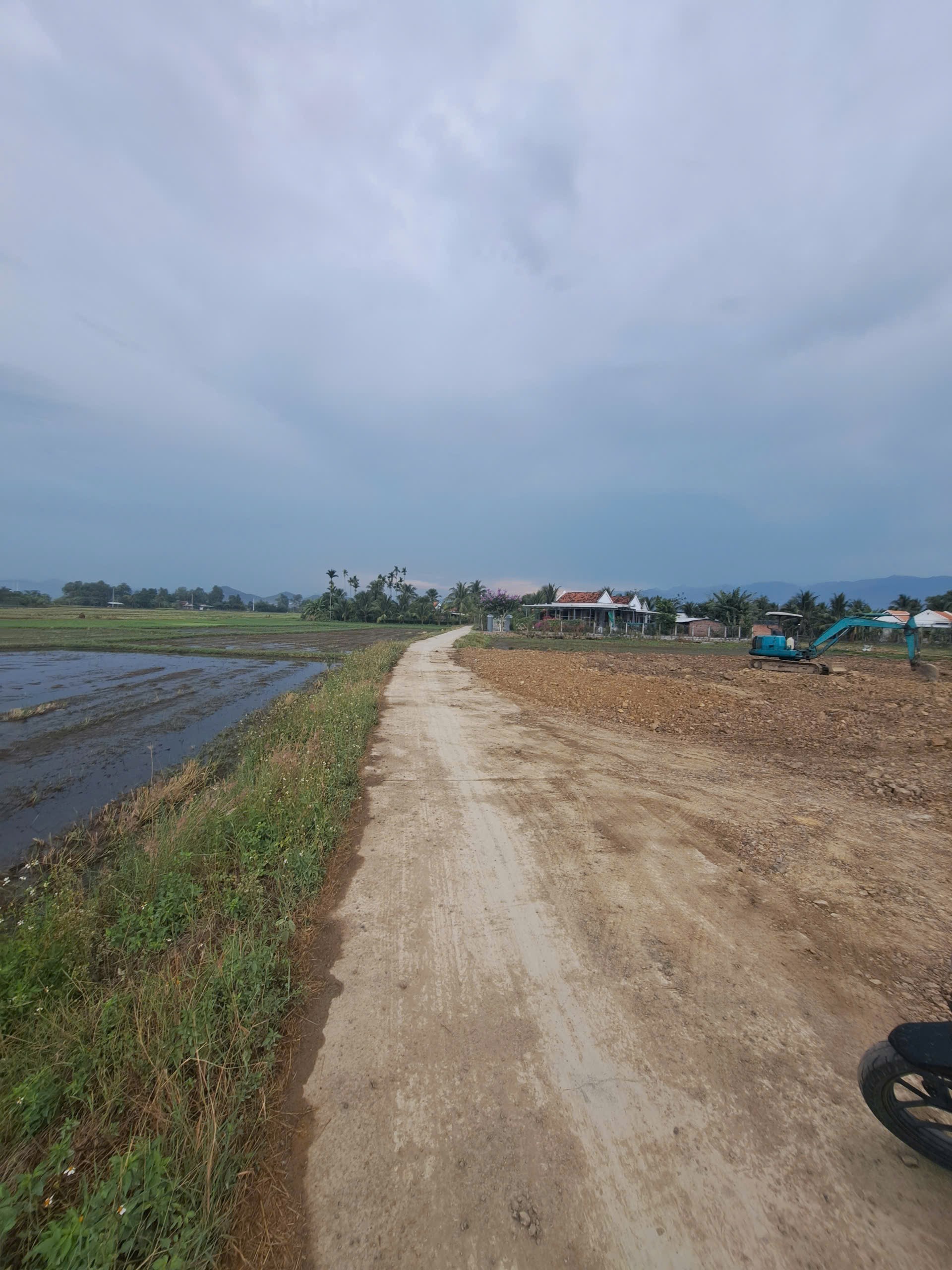 bán 200m full thổ cư Ninh Trung Ninh Hòa 0985451850 2