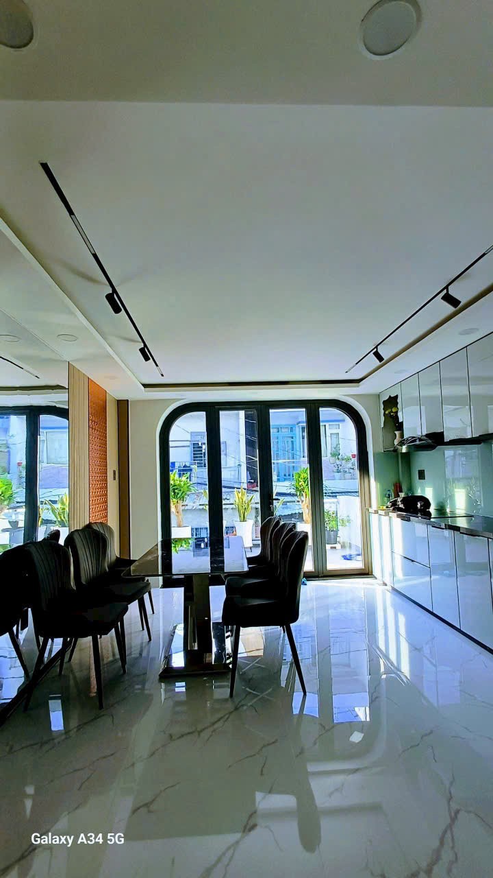 Nhà / đường số 8, Bình Hưng Hòa dt 72m2 2 lầu 5pn 5wc có thang máy giá 8,2 tỷ 6