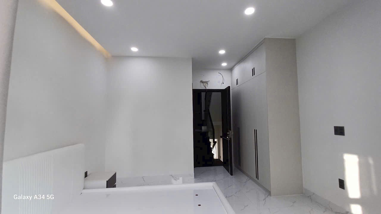 Nhà / đường số 8, Bình Hưng Hòa dt 72m2 2 lầu 5pn 5wc có thang máy giá 8,2 tỷ 12