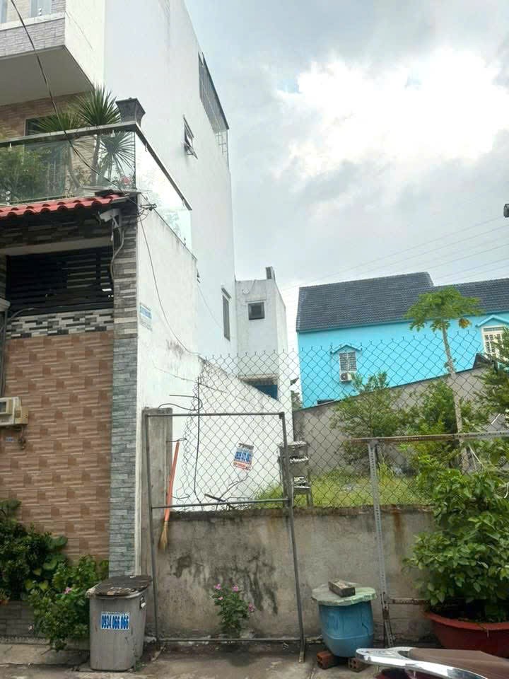 CÒN 1 NỀN DUY NHẤT ĐẤT HXH NGUYỄN THỊ BÚP, Q.12 – GIÁ CHỈ 2,97 TỶ!!