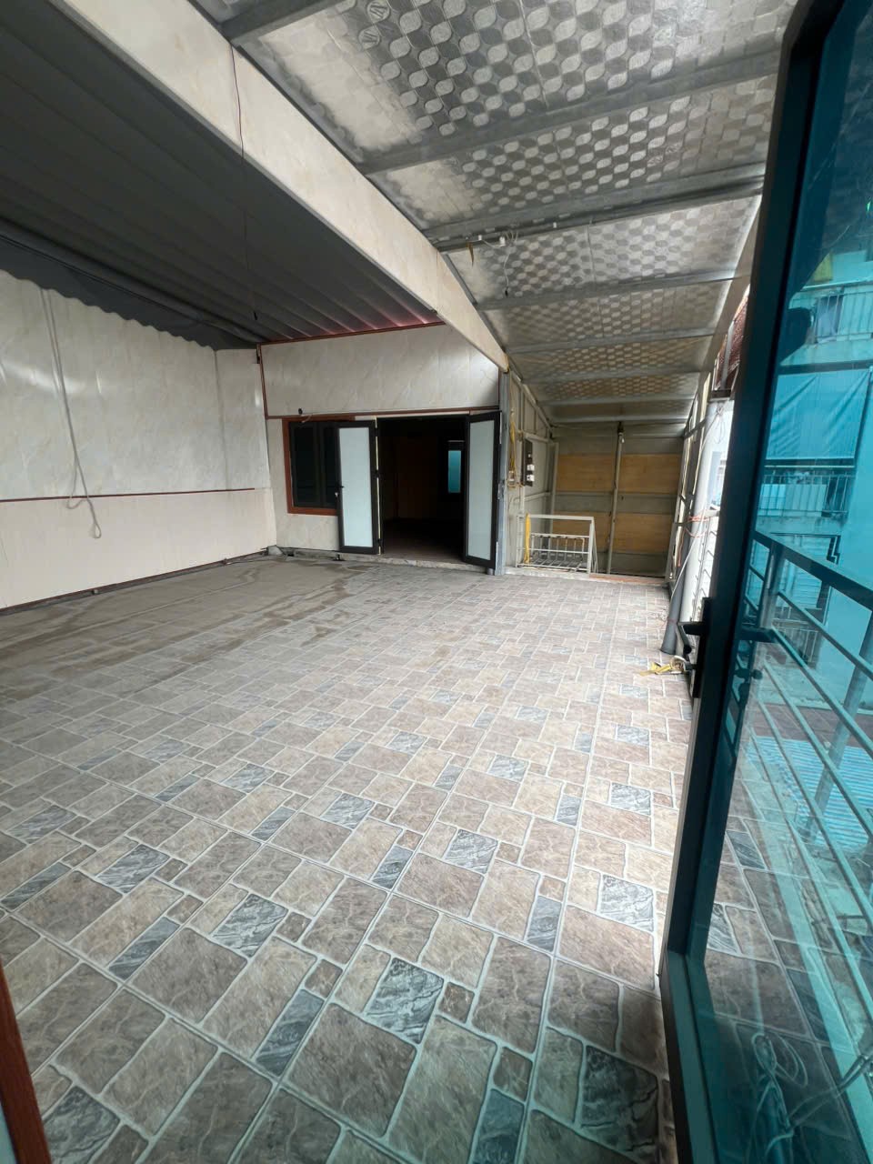 BÁN NHÀ PHỐ BỒ ĐỀ, LONG BIÊN, NGÕ Ô TÔ VÀO NHÀ, LÔ GÓC, DT 110M2* 5 TẦNG* MT 8M* GIÁ 21.5 TỶ 9