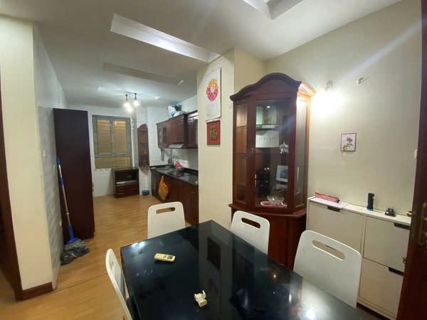 chung cư 229  phố VỌNG, 100m, 3 ngủ, 2 wc, 14 triệu, full nội thất