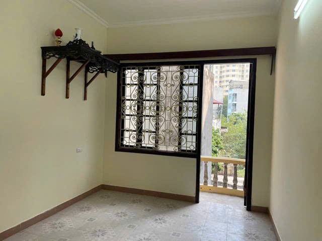 SIÊU PHẨM CẦU GIẤY - HÀ NỘI - DÂN XÂY - NGÕ THOÁNG - AN SINH ĐỈNH GIÁ 8.6 TỶ 3