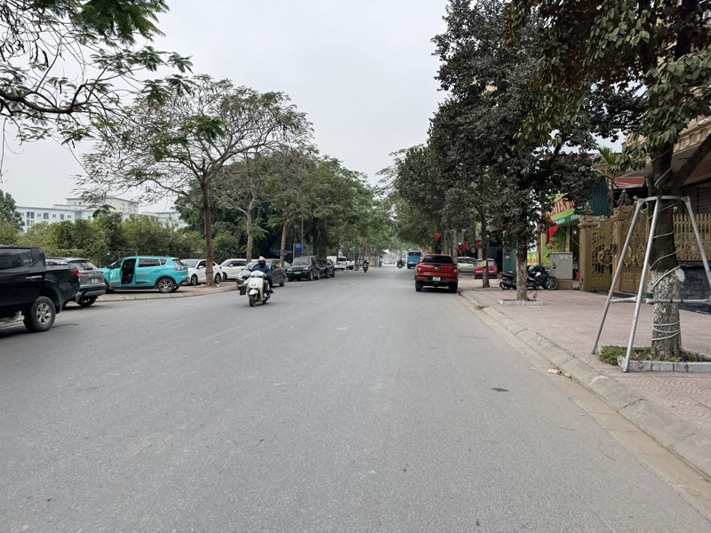 Bán nhà 5 tầng mặt phố Phúc Lợi 100m2 - Vị Trí Đắc Địa, Kinh Doanh Đỉnh, Tiềm Năng Khai Thác Lớn! 3