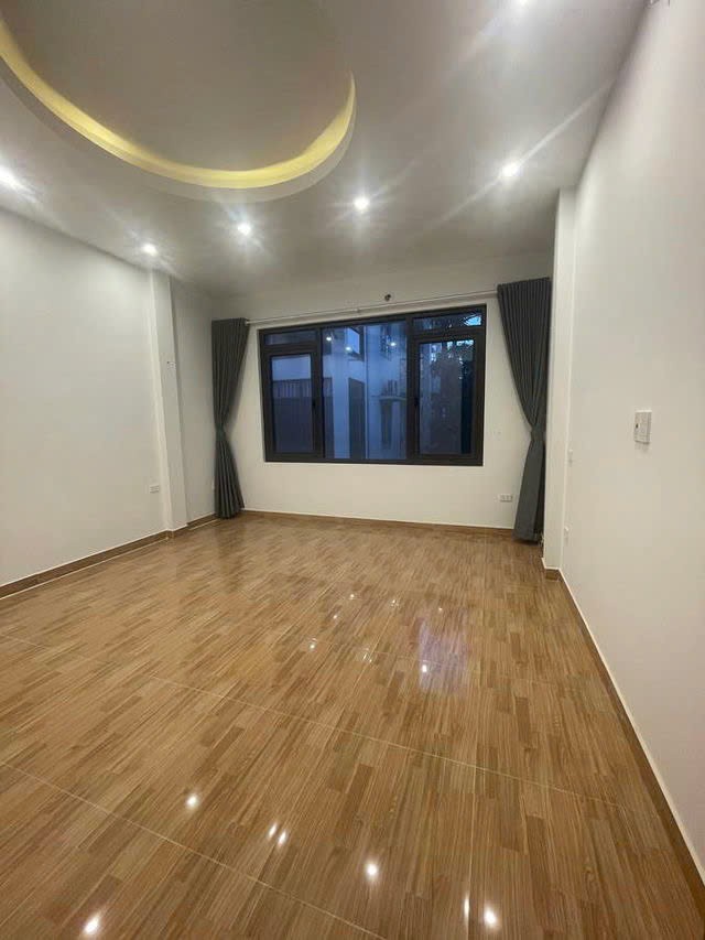 NHÀ ĐẸP PHÂN LÔ KINH DOANH NGÕ Ô TÔ CHÁNH ngọc Lâm 48m2,X 5 tầng, mặt tiền 4.5m, 14 tỷ Long Biên. 5