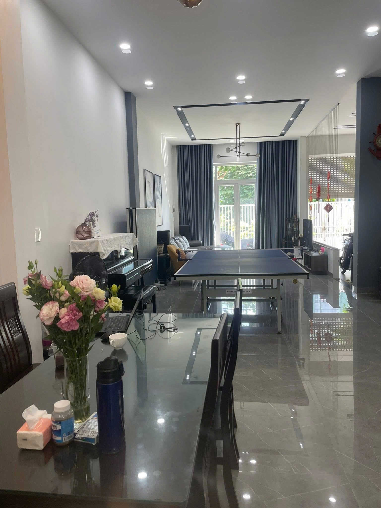 Cho thuê Văn phòng Phường Phước Long B, Quận 9, Diện tích 80m², Giá 18 Triệu/tháng