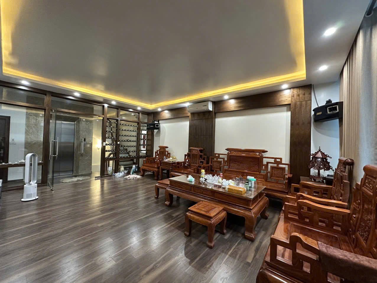 BÁN NHÀ LÔ GÓC MẶT PHỐ ĐÔNG QUAN – 7 TẦNG, THANG MÁY, Ô TÔ VÀO NHÀ! 2