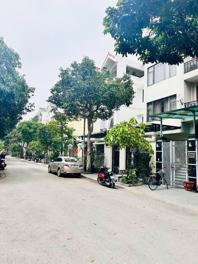 BT Nhà Vườn, Khu Đô Thị Việt Hưng Bùi Thiện Ngộ 121m2,X 4 tầng, mặt tiền 6m, 41 tỷ. 5