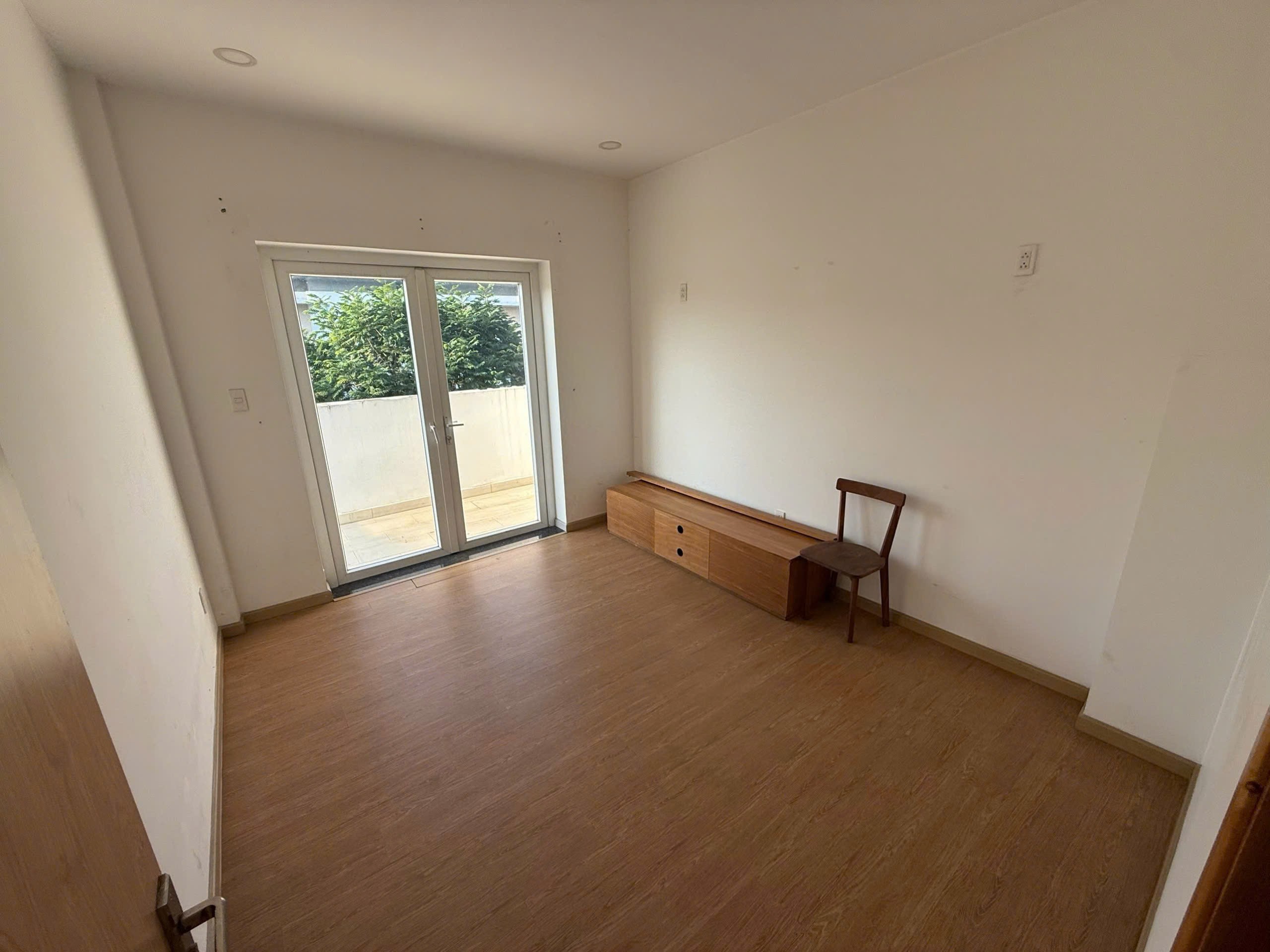 Cho thuê Nhà mặt tiền Phường Phú Hữu, Quận 9, Diện tích 144m², Giá 22 Triệu/tháng 2