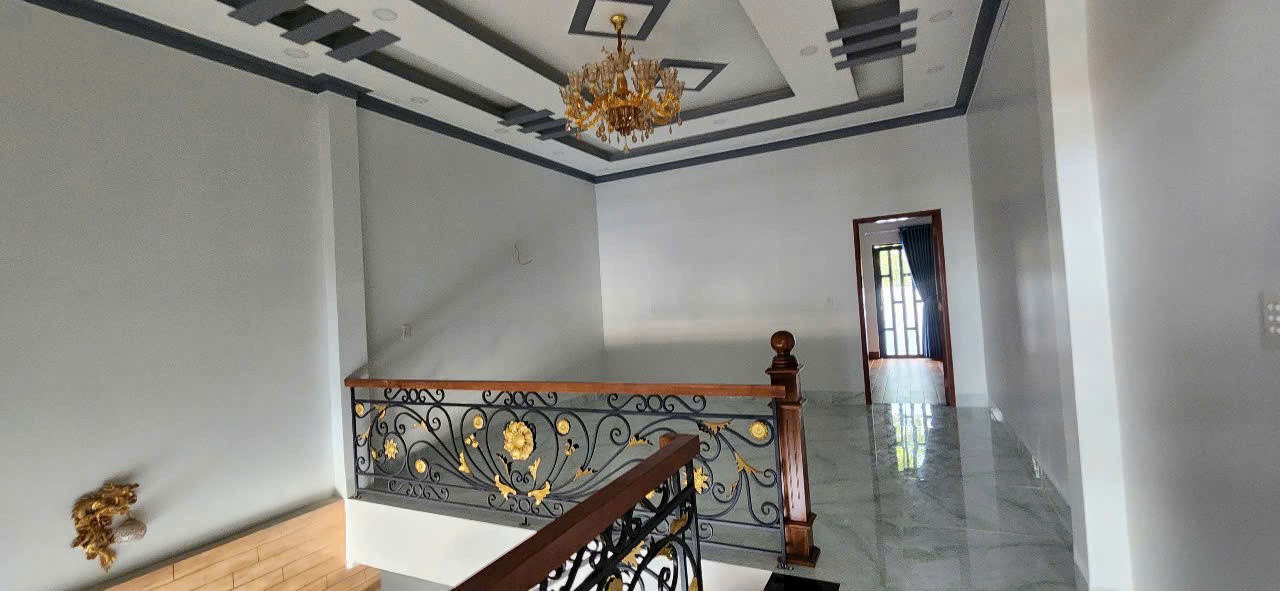 Nhà hẻm thi trấn Đức Hòa dt 145m2 1 lầu 3pn 3wc giá 3 tỷ 7