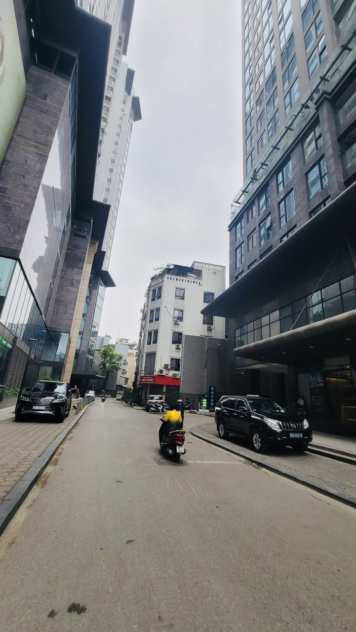 NHÀ MẶT PHỐ THỤY KHUÊ – TÂY HỒ – HÀ NỘI - GIÁ ĐẦU TƯ - MẶT TIỀN RỘNG - KINH DOANH - 3 THOÁNG -