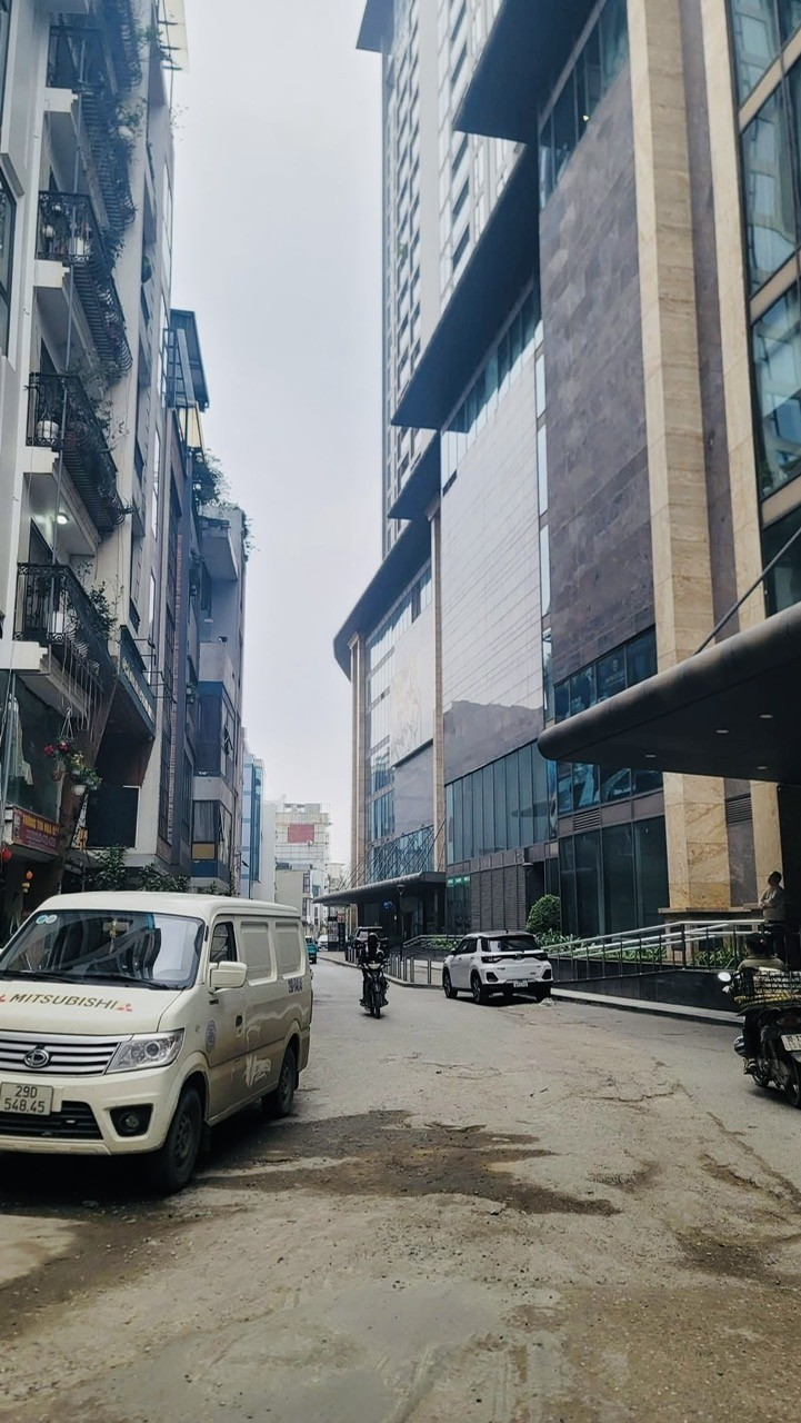 NHÀ MẶT PHỐ THỤY KHUÊ – TÂY HỒ – HÀ NỘI - GIÁ ĐẦU TƯ - MẶT TIỀN RỘNG - KINH DOANH - 3 THOÁNG - 3