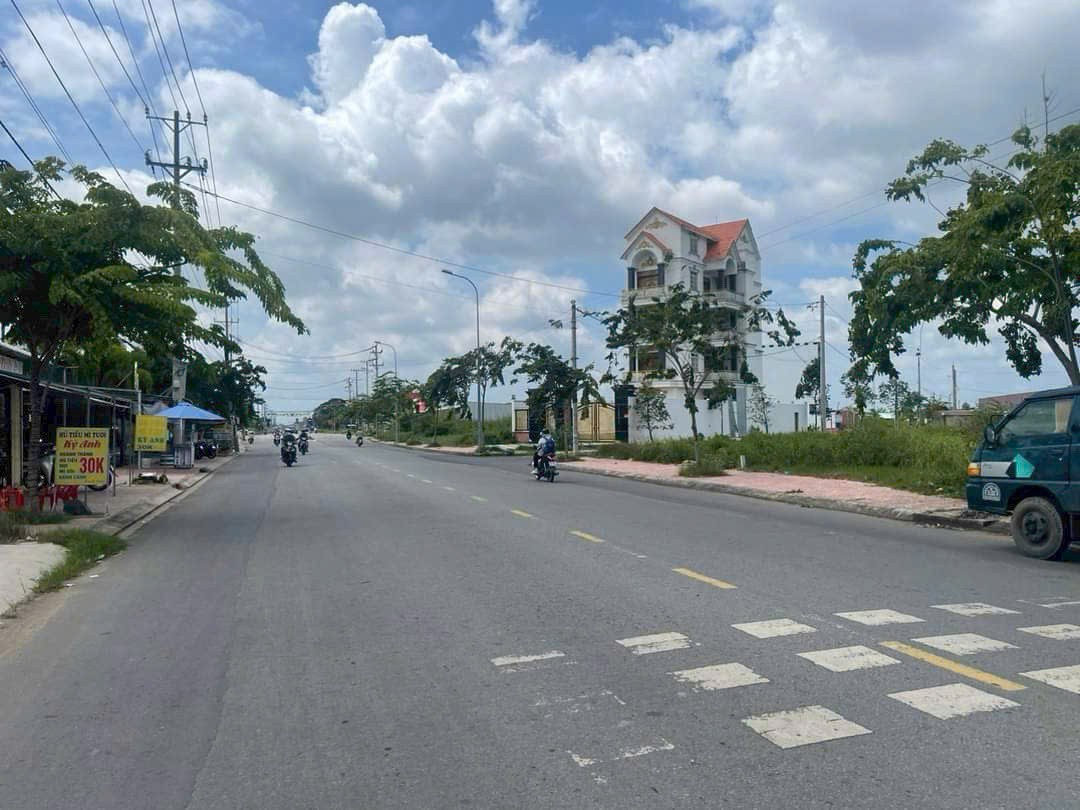 Trục chính 103m2 kdc Nam Phong Ecotown giá rẻ đầu tư mua là lời 1 tỏi 180tr 2