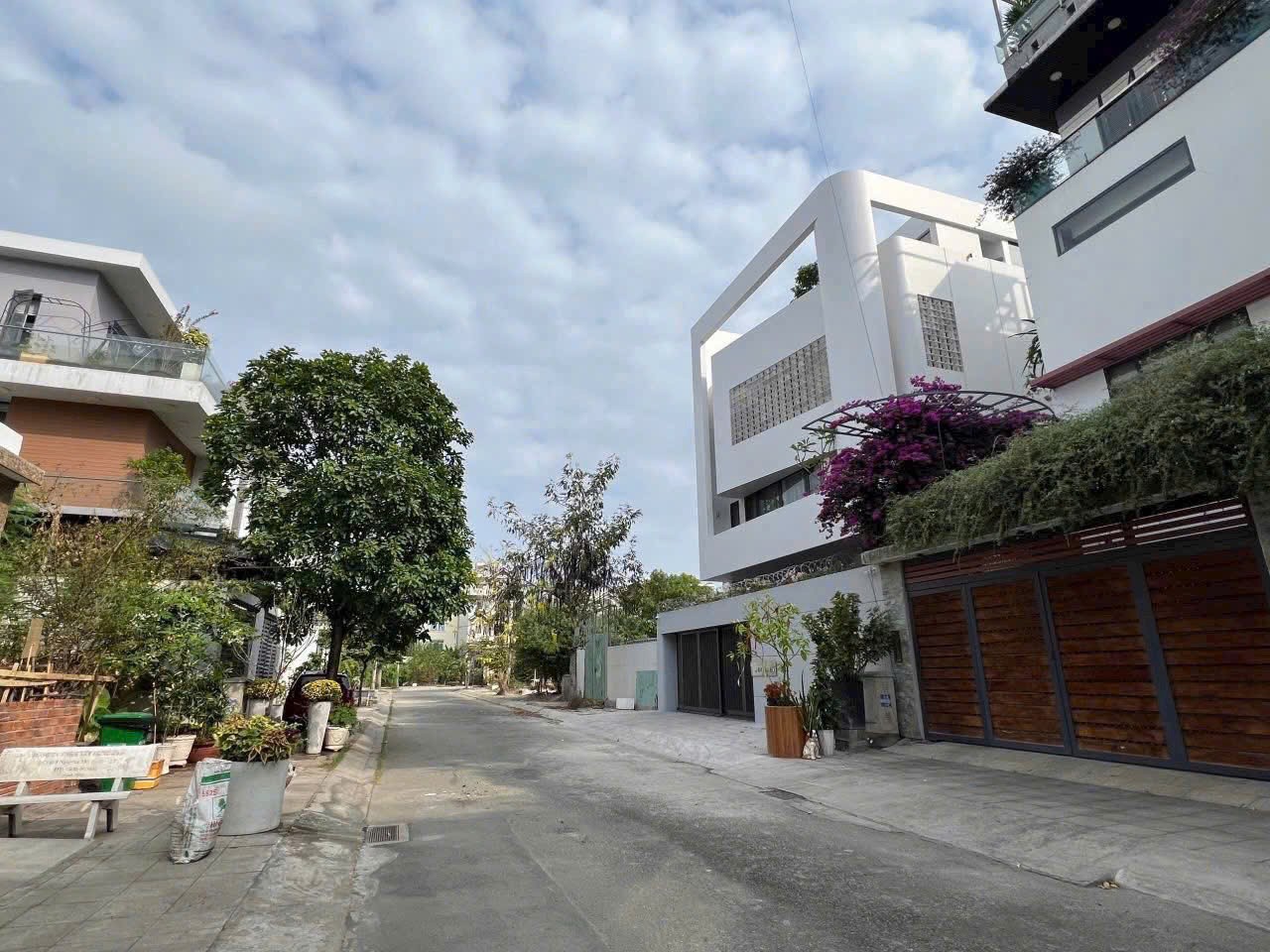 Cần bán Đất Phường Bình Trưng Đông, Quận 2, Diện tích 252m², Giá Thương lượng 3